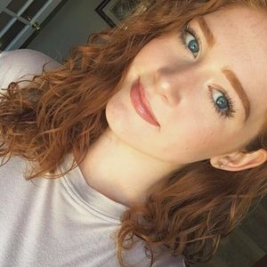 Meet your Posher, Abbie